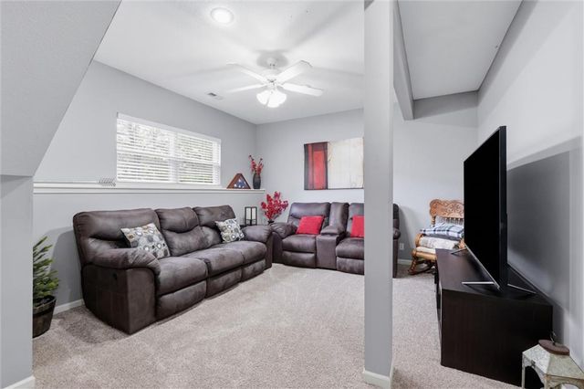 800 S Meadowbrook Street, Gardner, KS 66030