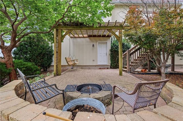 800 S Meadowbrook Street, Gardner, KS 66030