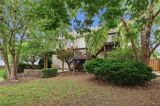 800 S Meadowbrook Street, Gardner, KS 66030