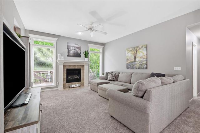 800 S Meadowbrook Street, Gardner, KS 66030