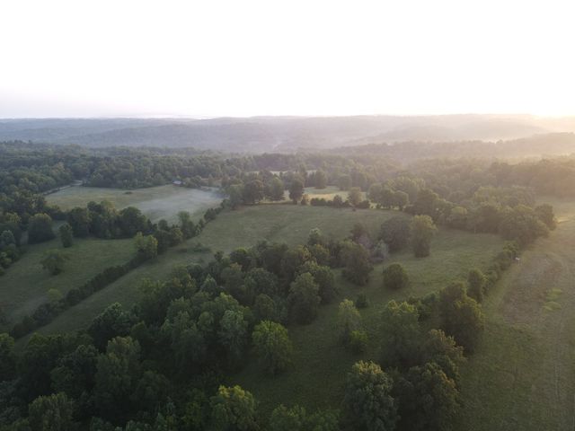 4 Shiloh Canaan Road, Palmyra, TN 37142