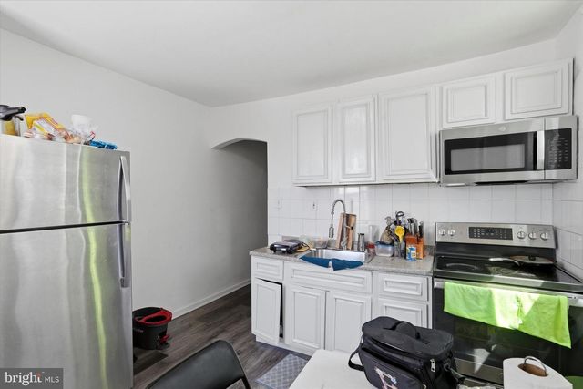 816 W ERIE AVE, Philadelphia, PA 19140