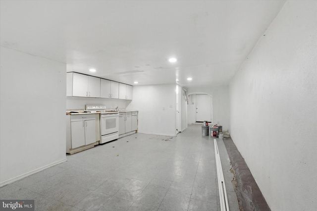 816 W ERIE AVE, Philadelphia, PA 19140