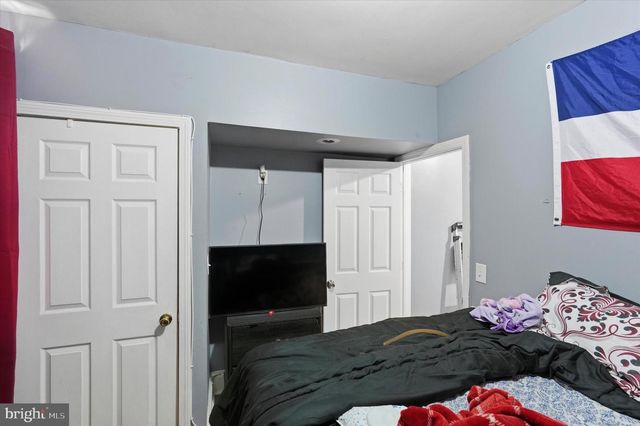 816 W ERIE AVE, Philadelphia, PA 19140