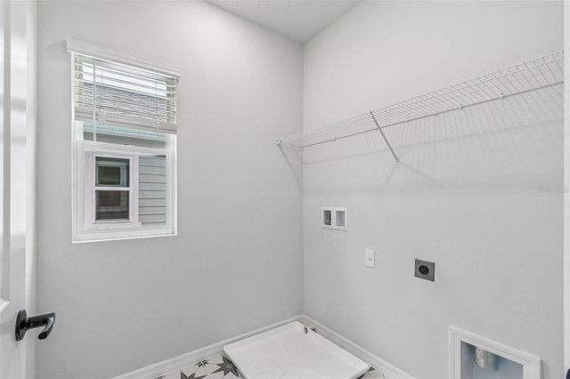 4357 ROUSH, Orlando, FL 32803
