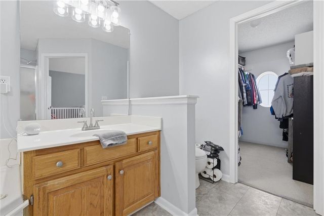 1829 White Tail Lane, Liberty, MO 64068