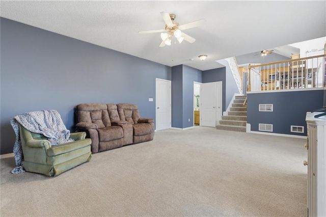 1829 White Tail Lane, Liberty, MO 64068