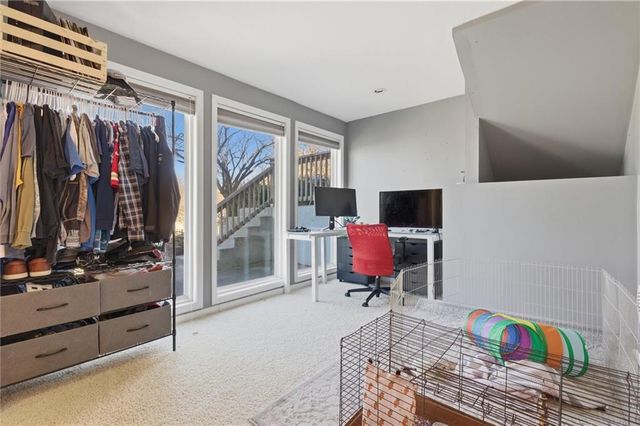 1829 White Tail Lane, Liberty, MO 64068