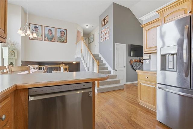 1829 White Tail Lane, Liberty, MO 64068