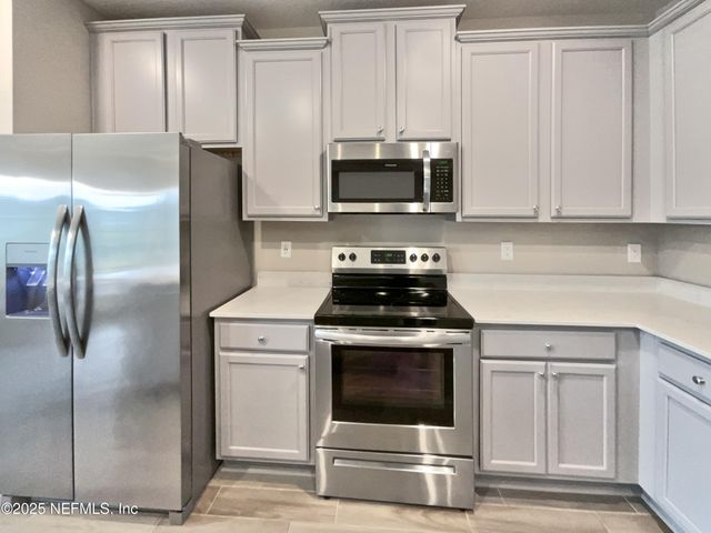 2861 BRAMBLETON Place, Green Cove Springs, FL 32043