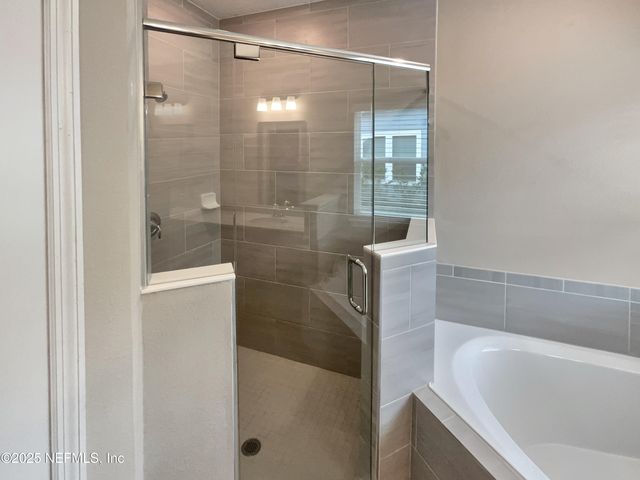 2861 BRAMBLETON Place, Green Cove Springs, FL 32043