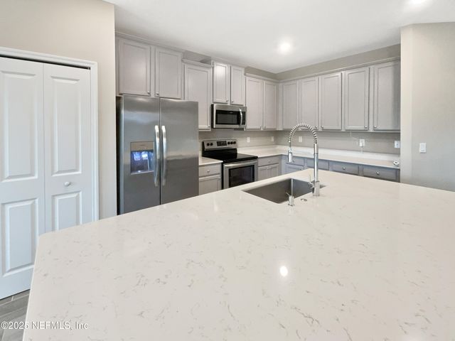 2861 BRAMBLETON Place, Green Cove Springs, FL 32043