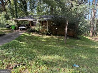 3418 Creek Valley Drive SE, Smyrna, GA 30082