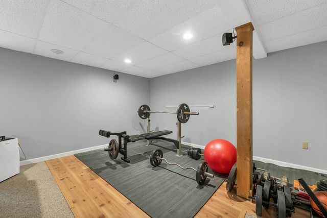 27 Oakmont Drive, Concord, NH 03301
