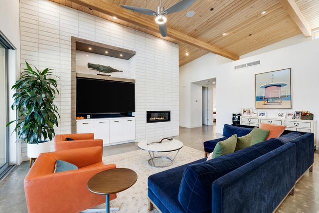 42920 Caballeros Drive, Bermuda Dunes, CA 92203