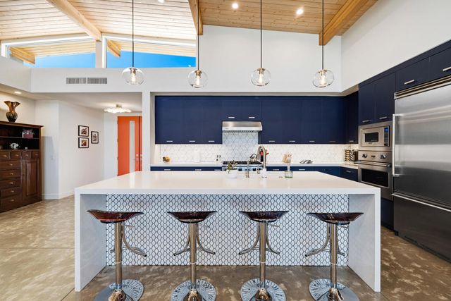42920 Caballeros Drive, Bermuda Dunes, CA 92203
