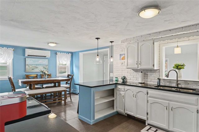 114 England Street, Cumberland, RI 02864