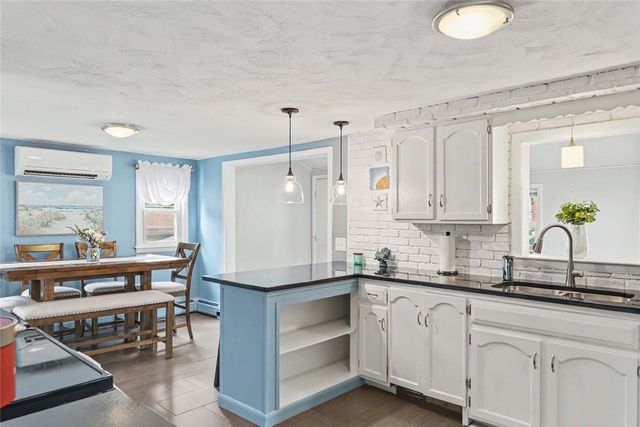 114 England Street, Cumberland, RI 02864