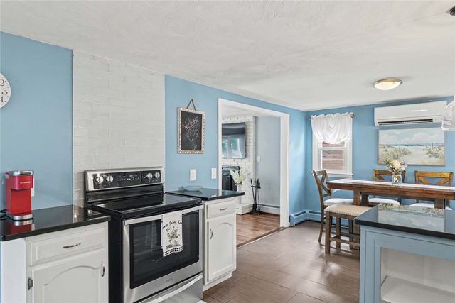 114 England Street, Cumberland, RI 02864