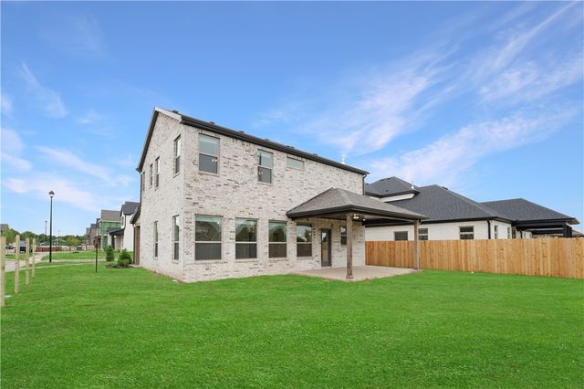 1401 W Brooks Place, Rogers, AR 72758