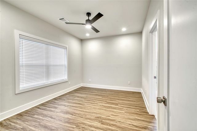 305 Cooner Street B, College Station, TX 77840