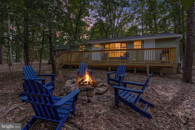 238 PONDS CT, Berkeley Springs, WV 25411