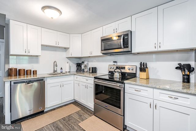 238 PONDS CT, Berkeley Springs, WV 25411