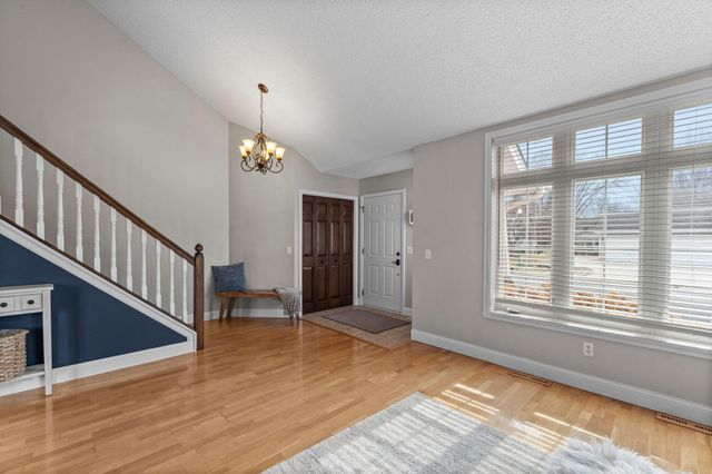 19330 Ellington Trail, Farmington, MN 55024