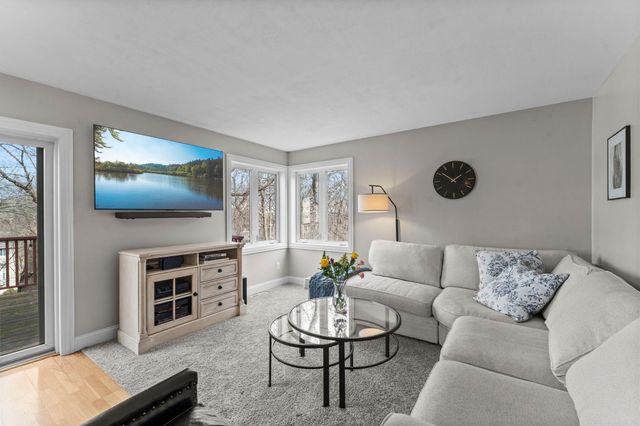 19330 Ellington Trail, Farmington, MN 55024