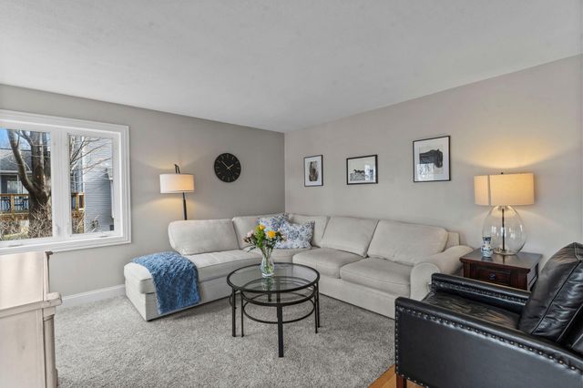 19330 Ellington Trail, Farmington, MN 55024