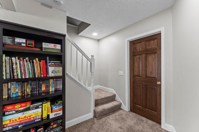 19330 Ellington Trail, Farmington, MN 55024