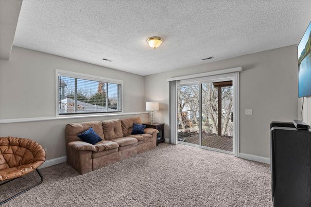 19330 Ellington Trail, Farmington, MN 55024