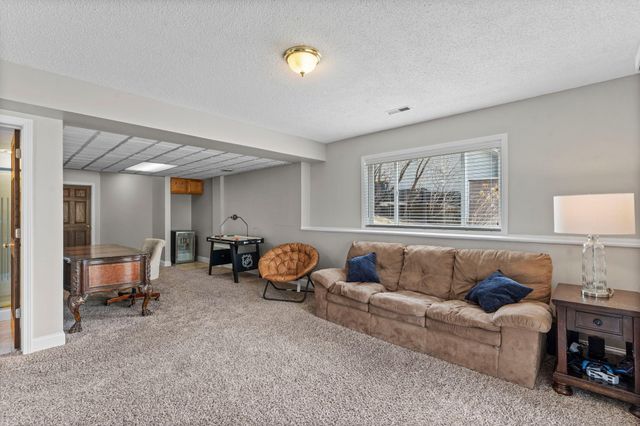 19330 Ellington Trail, Farmington, MN 55024