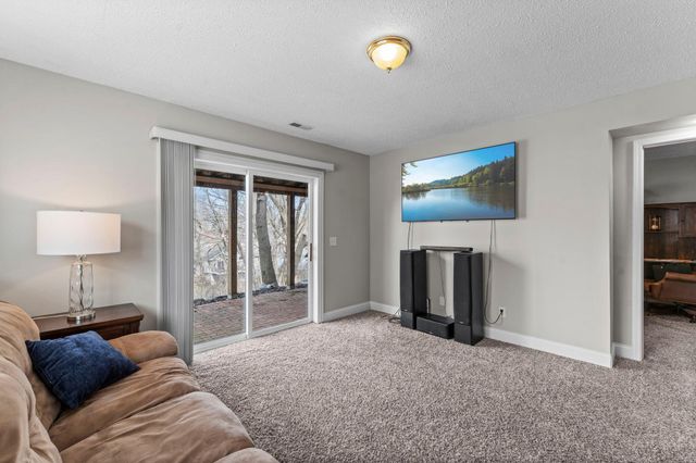 19330 Ellington Trail, Farmington, MN 55024