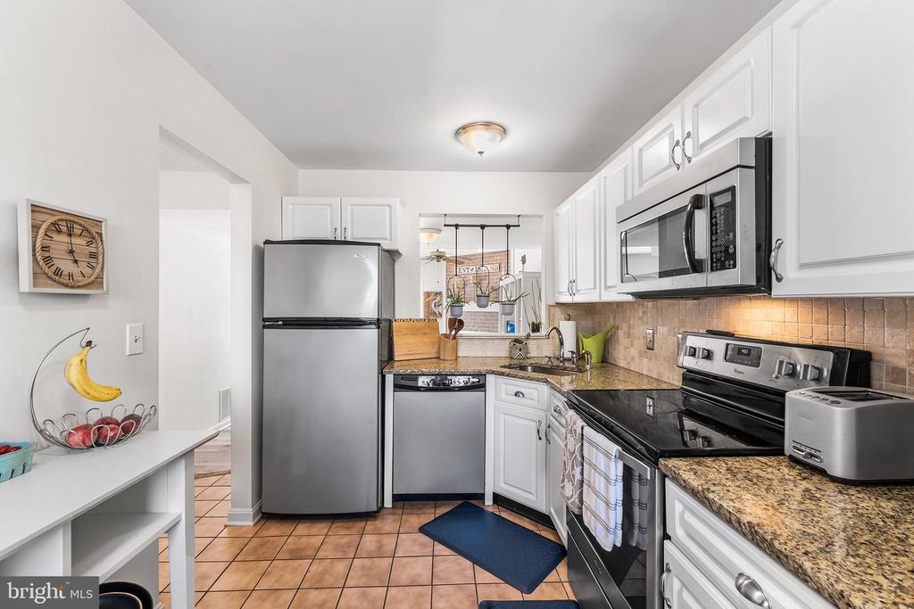 Image 11 of property listing at 1102 MARION QUIMBY DR, Stevensville, MD 21666