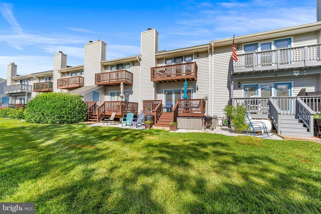 Image 25 of property listing at 1102 MARION QUIMBY DR, Stevensville, MD 21666