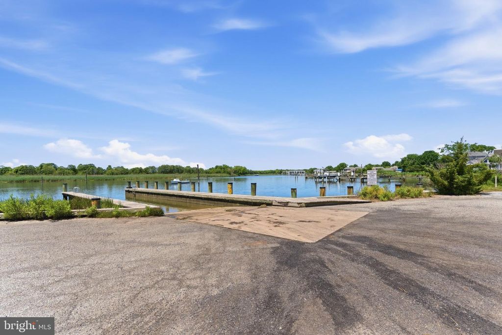 Image 39 of property listing at 1102 MARION QUIMBY DR, Stevensville, MD 21666