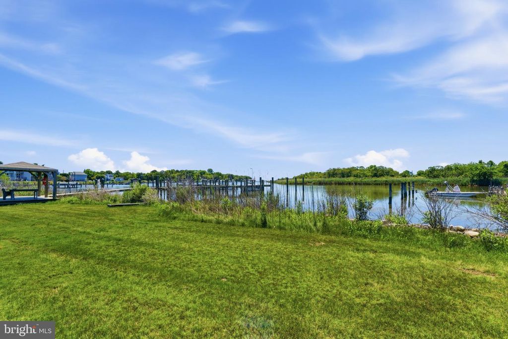 Image 40 of property listing at 1102 MARION QUIMBY DR, Stevensville, MD 21666