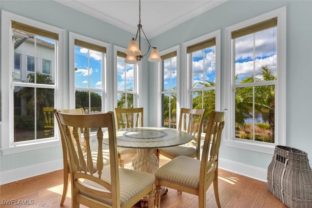 6561 Dominica DR 8-101, Naples, FL 34113