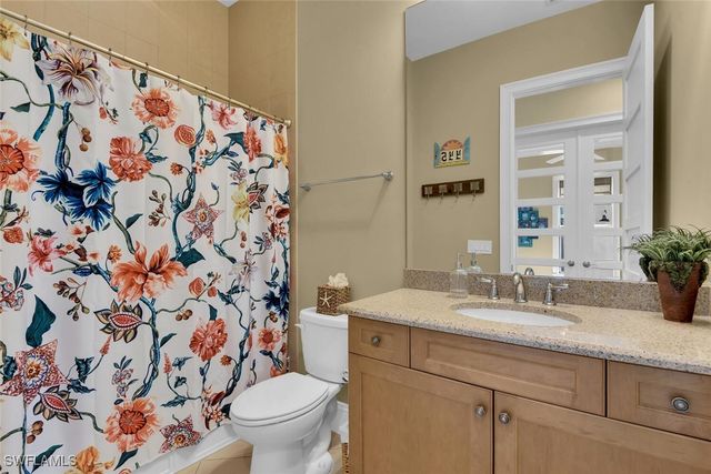 6561 Dominica DR 8-101, Naples, FL 34113