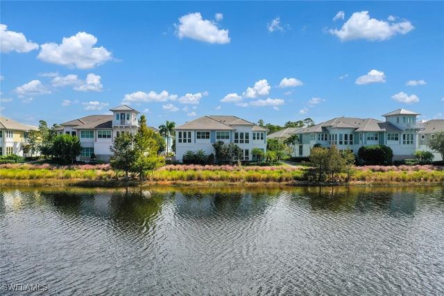 6561 Dominica DR 8-101, Naples, FL 34113