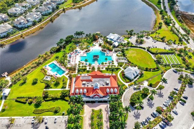 6561 Dominica DR 8-101, Naples, FL 34113