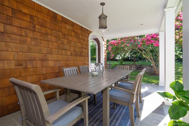 42 Summit Avenue, Bronxville, NY 10708