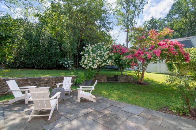 42 Summit Avenue, Bronxville, NY 10708