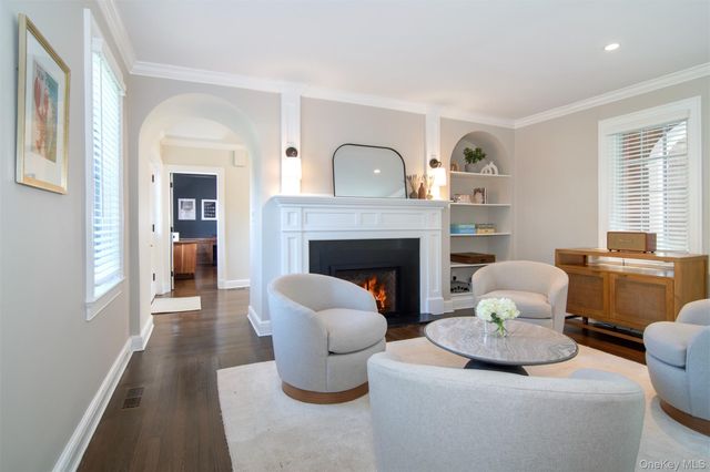 42 Summit Avenue, Bronxville, NY 10708