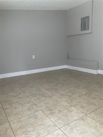 710 E JACKSON STREET, Kissimmee, FL 34744