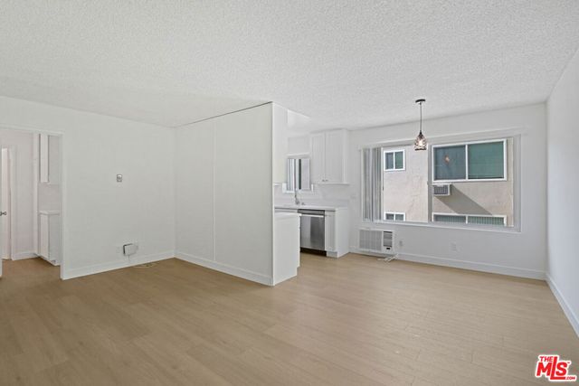 976 Larrabee Street 225, West Hollywood, CA 90069