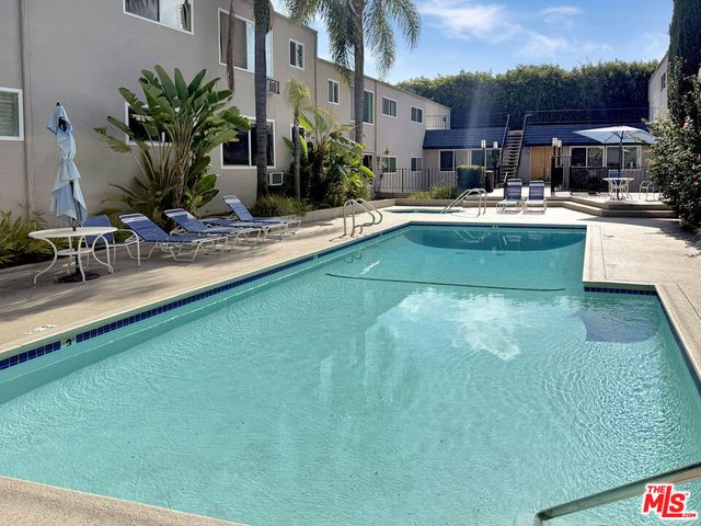 976 Larrabee Street 225, West Hollywood, CA 90069