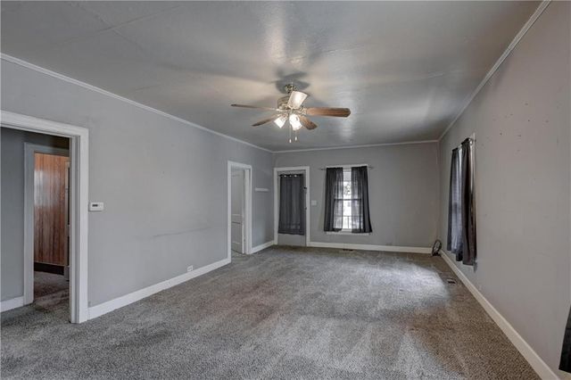 1310 E 7th Street, Pittsburg, KS 66762