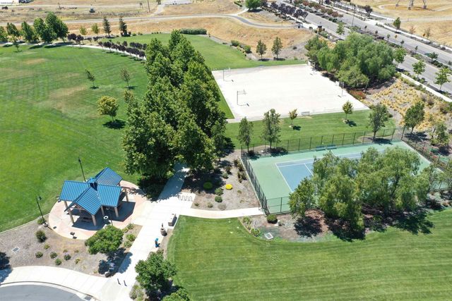 2130 Harborage Way, Oakley, CA 94561